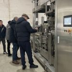 ද්විතීයික බේලිං උපකරණ පරීක්ෂා කිරීම සඳහා අපගේ සමාගමට පැමිණෙන ලෙස විදේශීය ගනුදෙනුකරුවන් සාදරයෙන් පිළිගනිමු