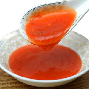 ස්වයංක්‍රීය මිරිස් සෝස් ඇසුරුම් යන්ත්‍රය